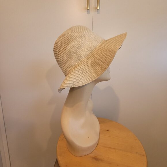Bossa Nossa Sun Hat - Picture 3 of 9